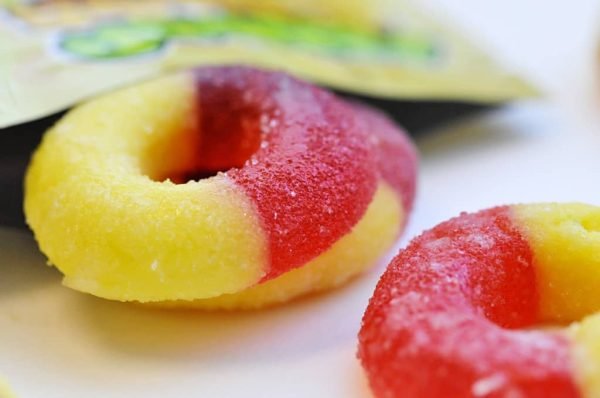 Edibles Peach Rings - 500MG - Image 4